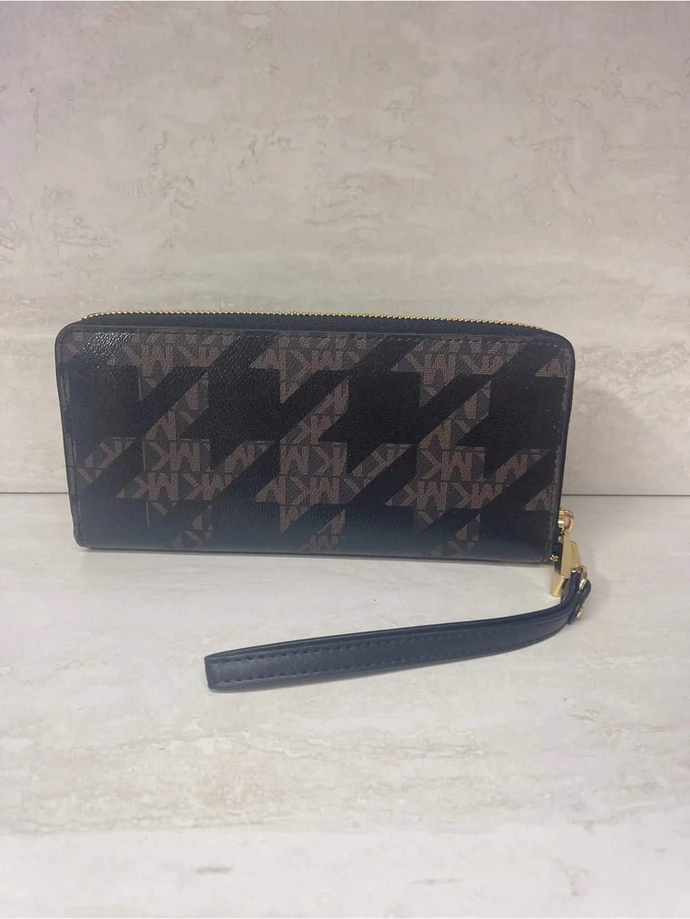 Michael Kors Brown and Black Signature Wristlet Wallet